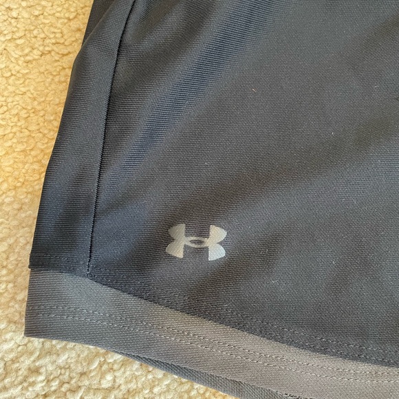 Under Armour Gray and Black Shorts Duo - Picture 6 of 11